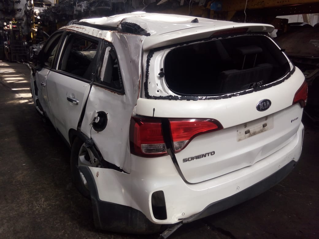  Kia SORENTO 2014    EN DESARME